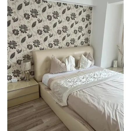 Raisa Apartment *